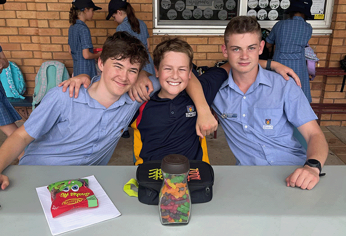 YEAR 9 > Group fundraisers for Project Compassion.