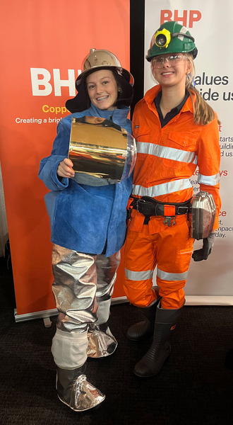 CAREERS > Getting information and advice while enjoying the local Career Roadshow.