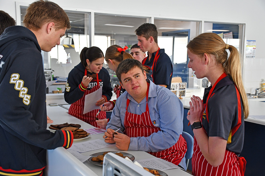 NUTRITION > Year 12 students prepared pancakes, brownies and cookies using normal flour and flour made from crickets. They tested their goodies in a blind test to determine the difference.