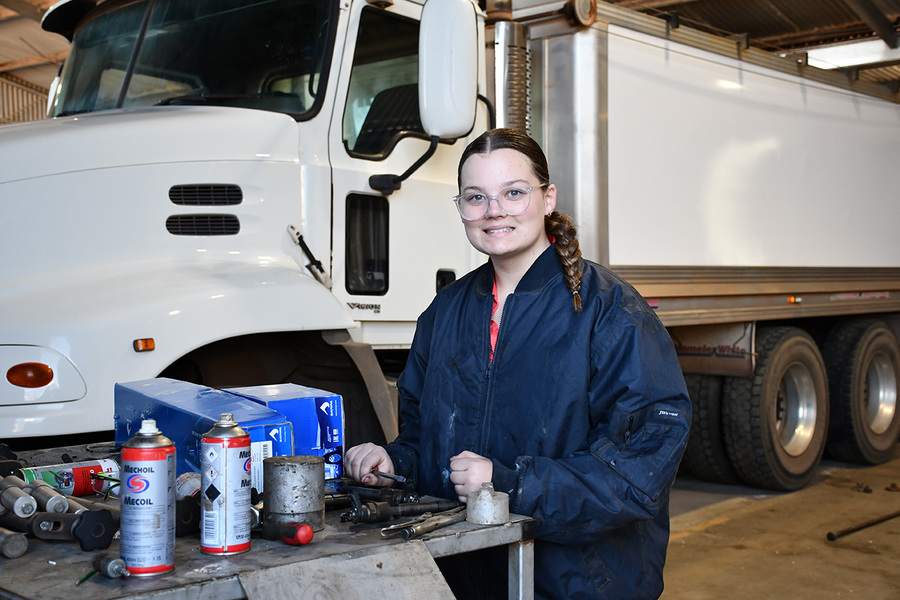 WORK EXPERIENCE > Lilly-Anne at Richard's Motors.